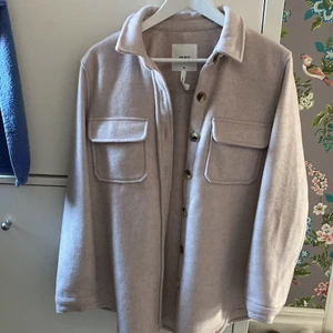 Jacka - Säljer denna superfina jacka i storlek 38, knappt använd. Säljer för 400 + frakt