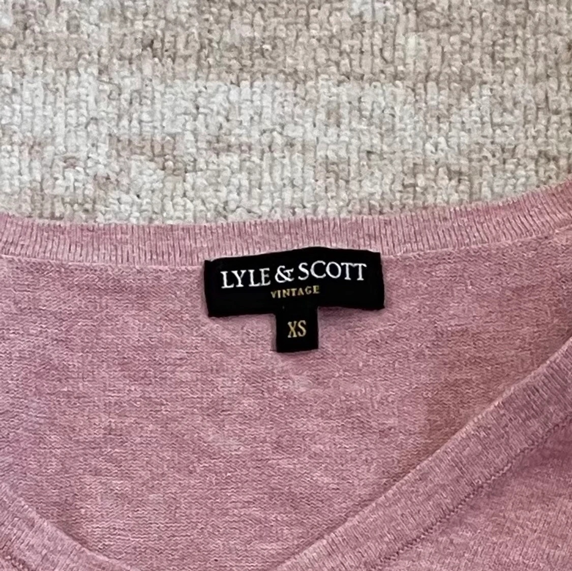 Lyle and Scott Vintage rosa tröja - 91