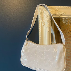 Väska  - 35kr + frakt 