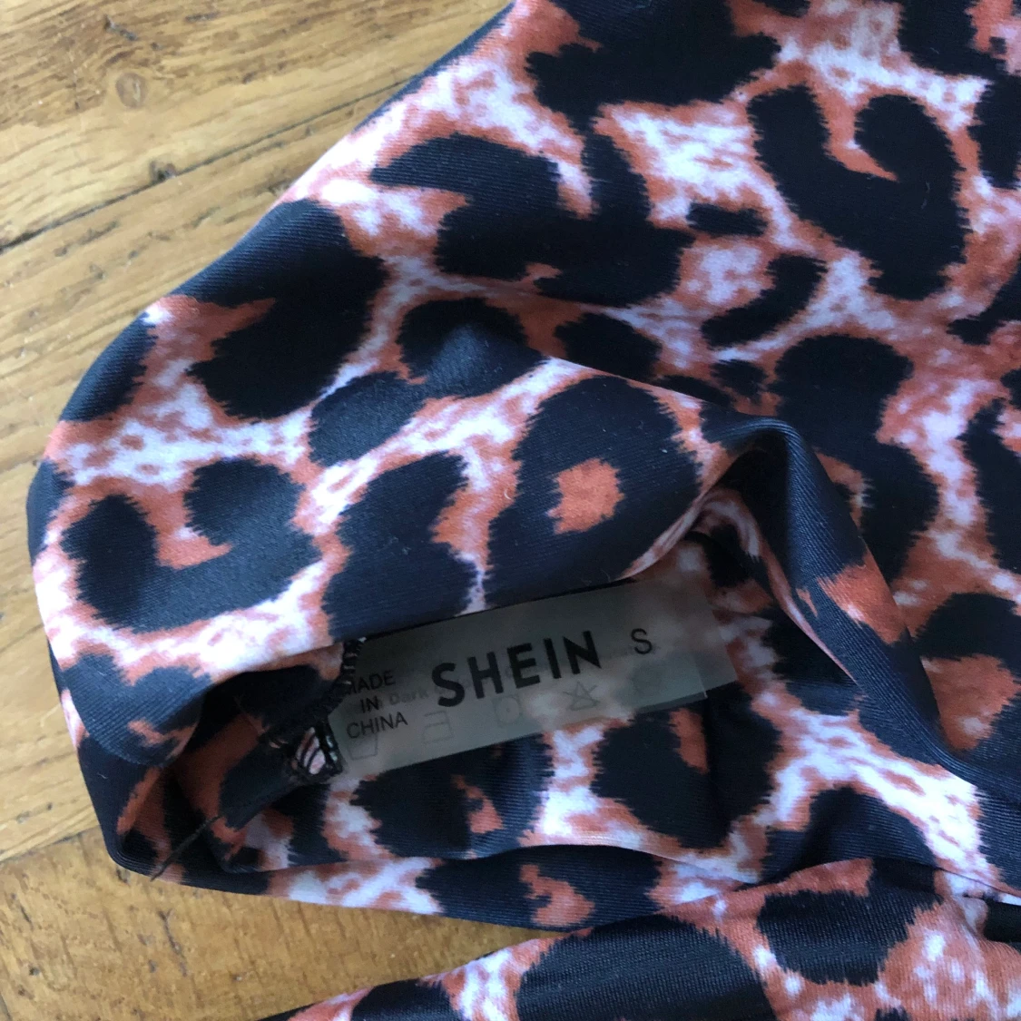 Shein - bikiniöverdel 🌻 - 90