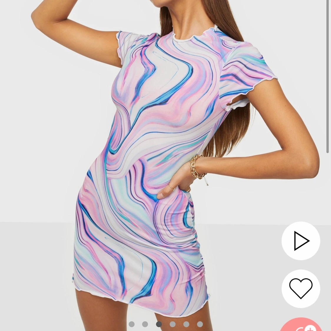 Helt ny klänning från nelly - 90