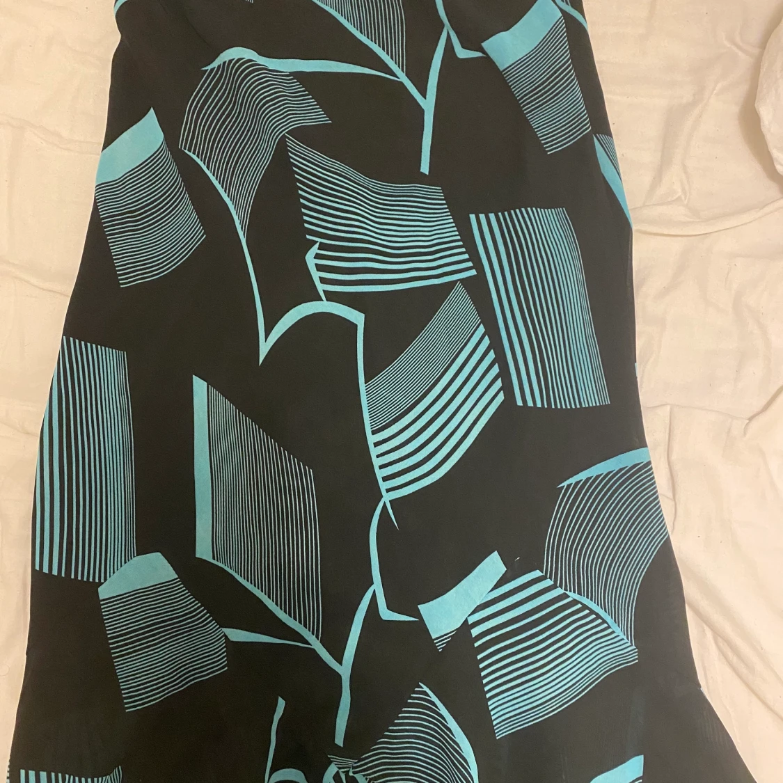 Asymmetrisk kjol - 91