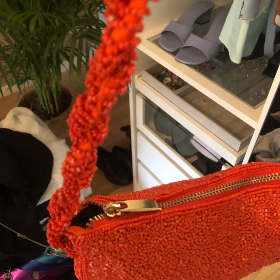 Röd paljettväska - 90