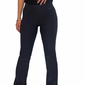 Nike training pants - Stretchy Nike training pants 