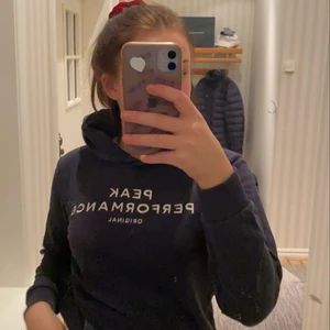 Peak performance hoodie - Peak performance hoodie, används inte längre💗