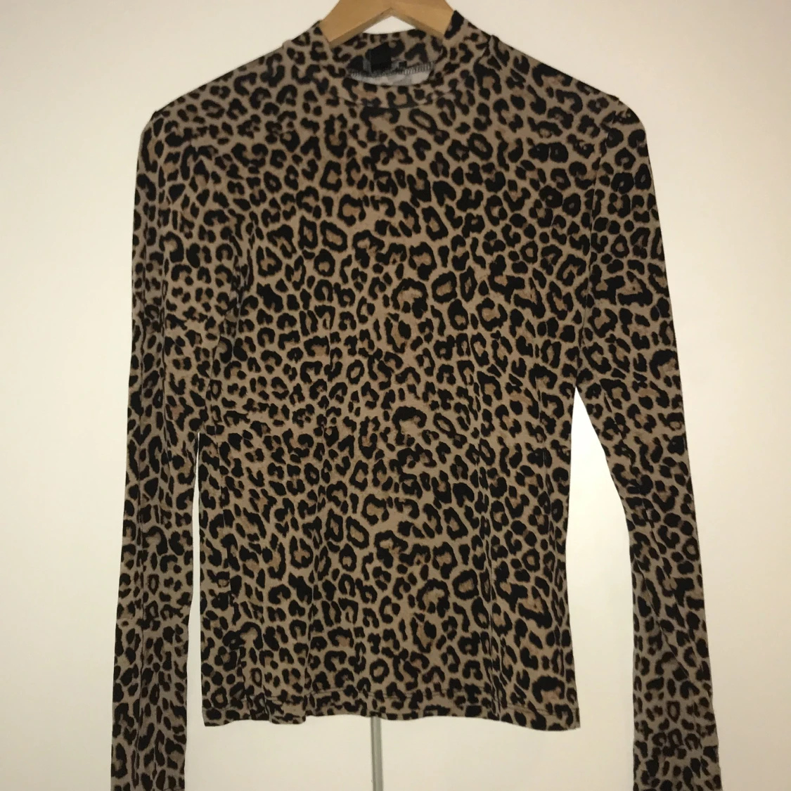Leopard mönstrad tröja  - 90