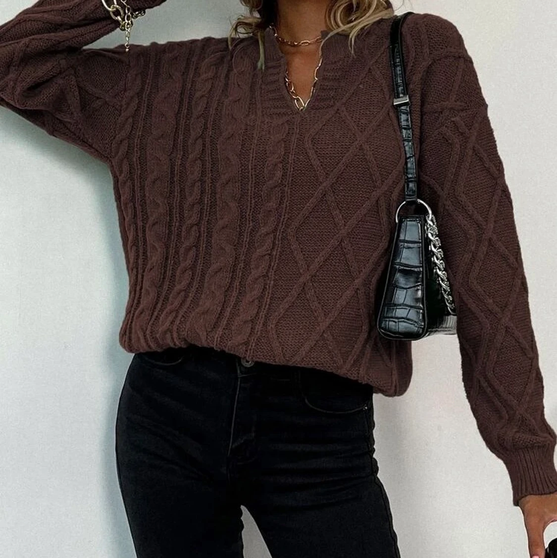 Brun, stickad tröja - 90