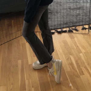 snygga jeans från zara🙌🏻 - skit snygga jeans kommer ej till användning!