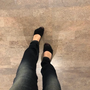 Replay Jeans - Helt nya replay jeans, då de inte passar mer så säljer jag de. Väldigt fina och långa för tjejer som är lite längre. Var 175 cm lång när jag har de på mig på bild nmr1 