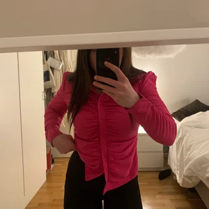 Rosa topp - Rosa topp. Jättefin men har aldrig kommit till användning så därför säljer jag den