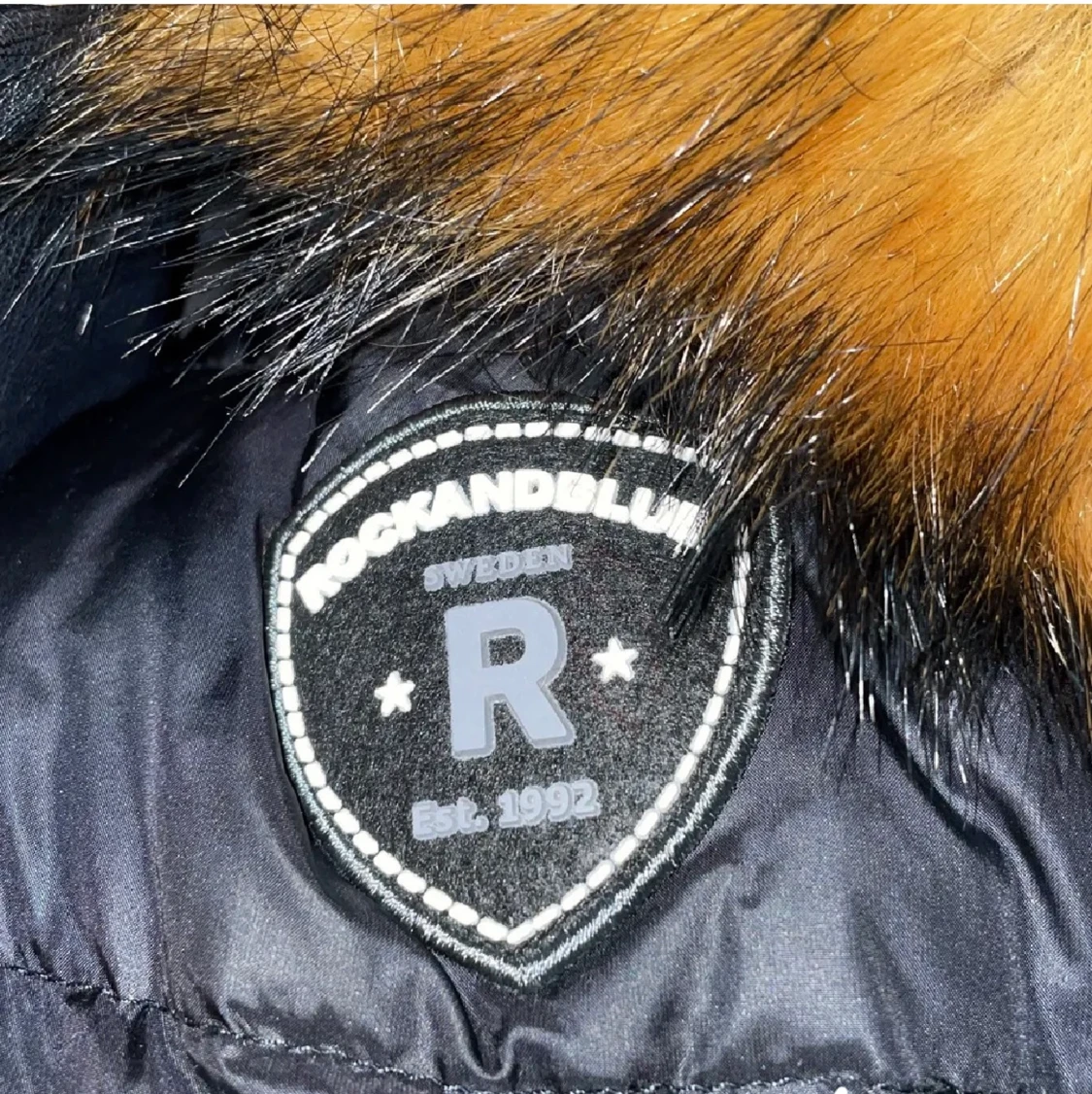 Rock and blue jacka  - 90