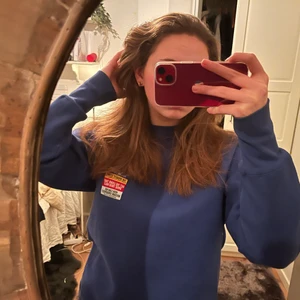 Eytys tröja - Aldrig använd, supermysig! Sitter oversize på mig som har storlek xs i tröjan💕