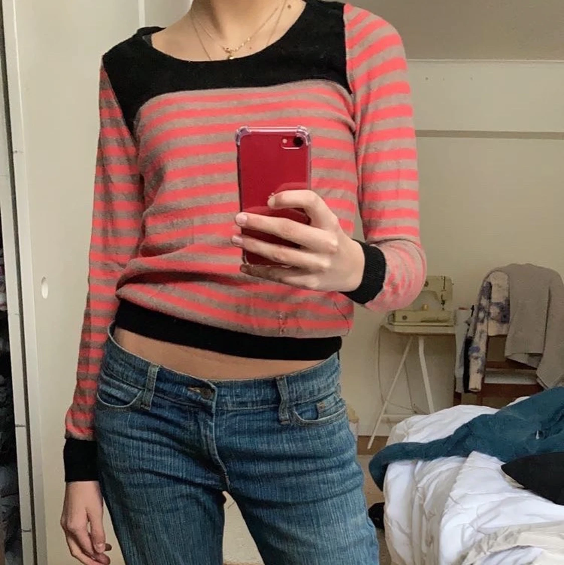 Randig stickad tröja