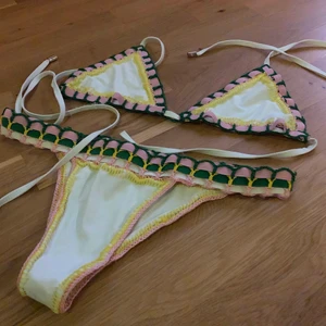 Bikini  - Bikini från todiefor köpt för kanske två år sen! Dock aldrig använt (har varit för liten för mig)! Tvättas såklart innan jag skickar!!☀️☀️ EDIT: många intresserade, budgivning startad!🧡🧡