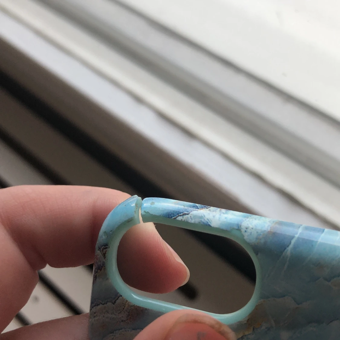 Ett blått skal till iPhone 8 - 90