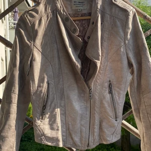 Jacka konst skinn  - Tuff vår/sommar jacka 