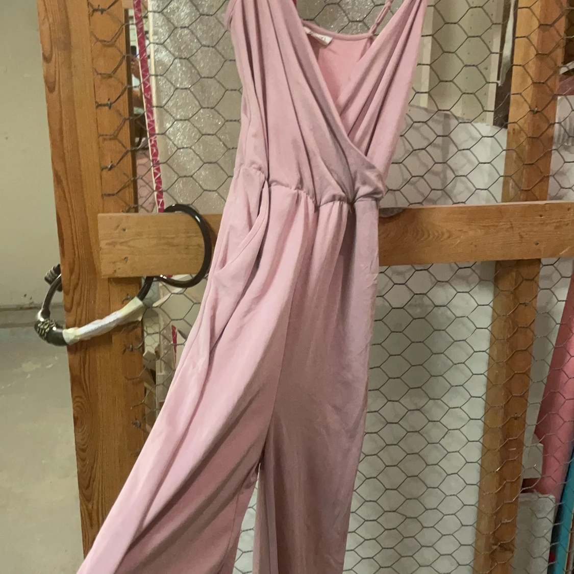 Lila rosa jumpsuit Monki