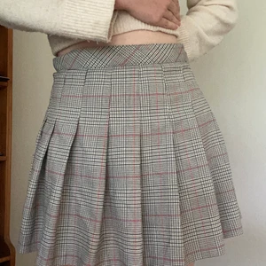 Plaid skirt  - Plaid skirt storlek 36 bor i Kalmar 