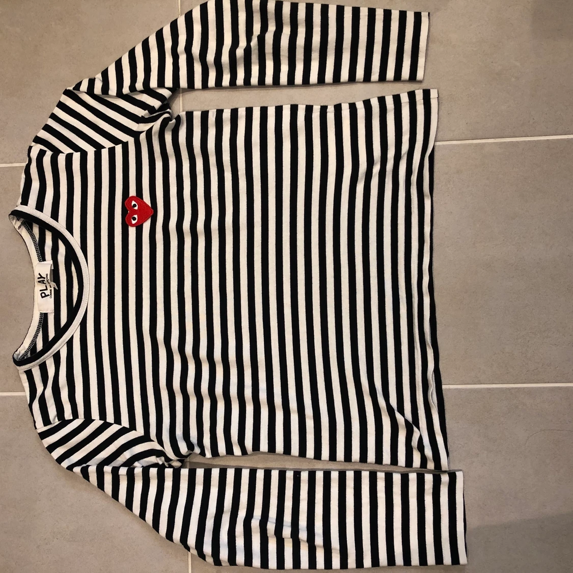 PLAY CDG, långärmad, strl M - 90