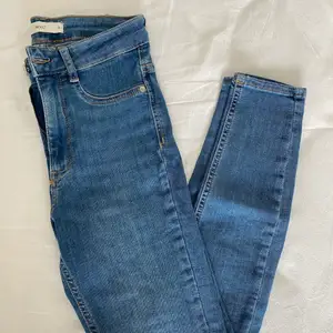 Oanvädna molly jeans petit