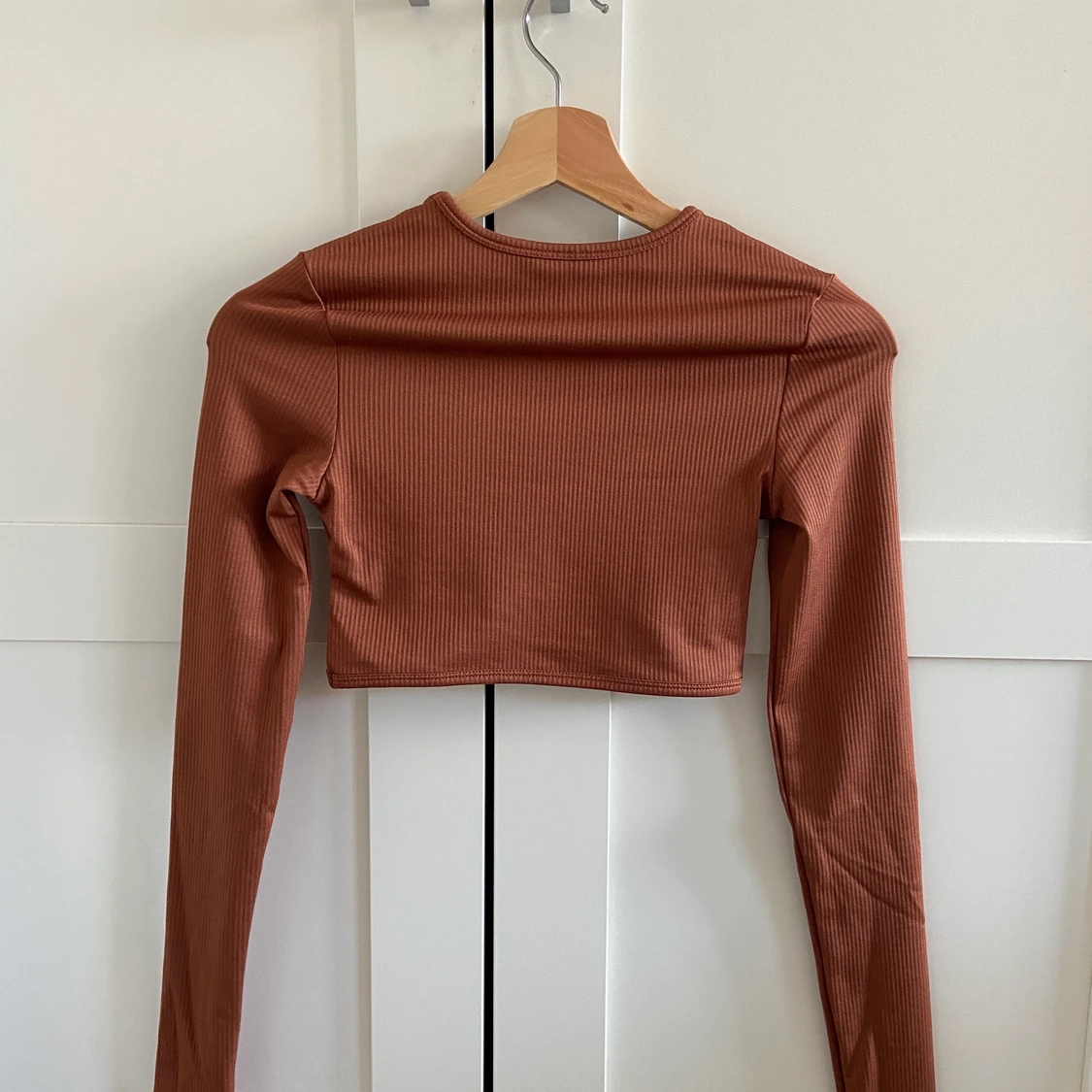 Brun croppad topp från H&M - 90