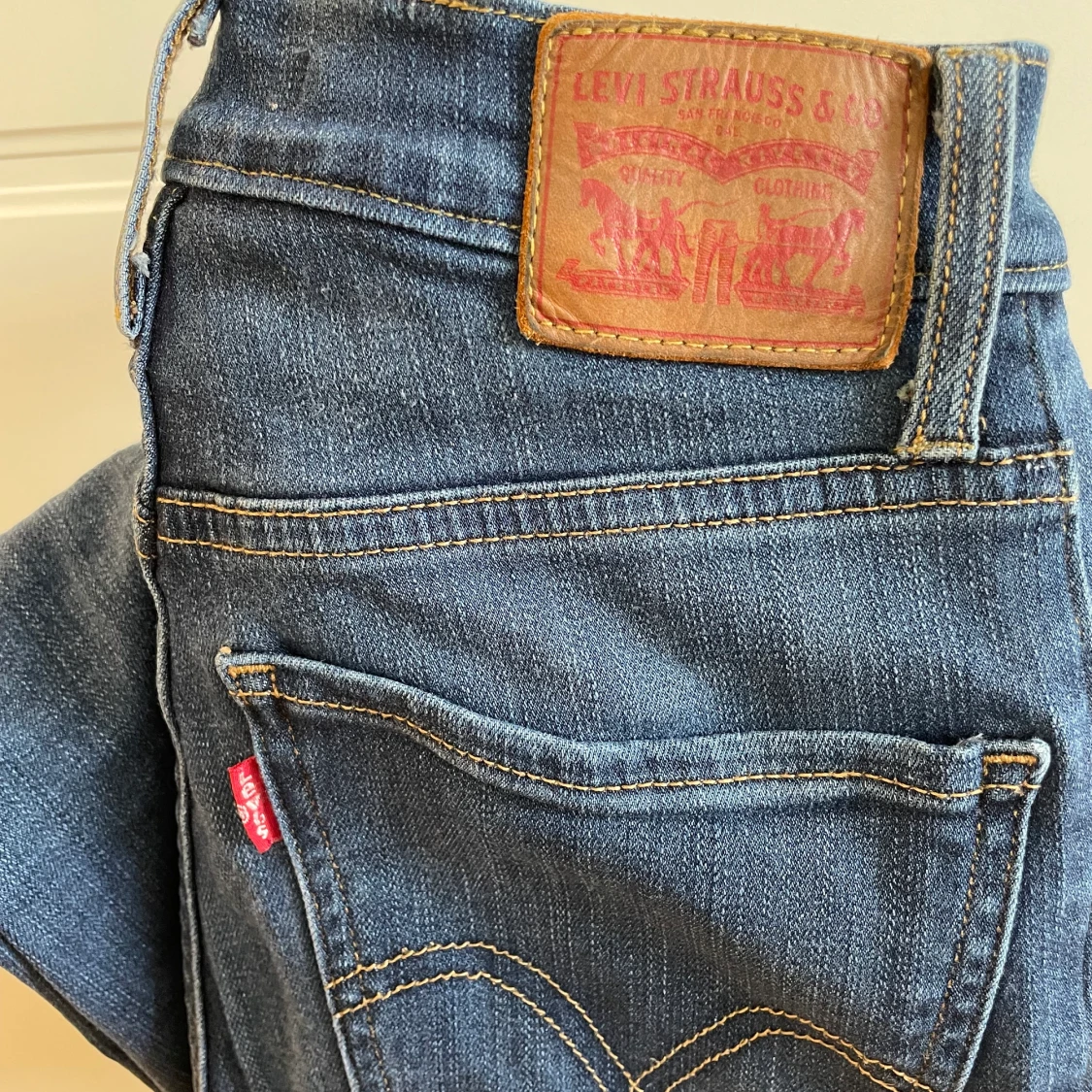 Levis Mile high super skinny S - 90