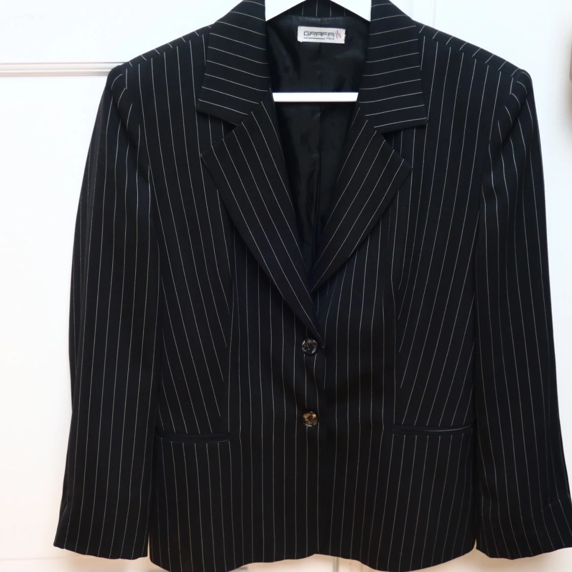 Kritstrecksrandig kavaj! - 90