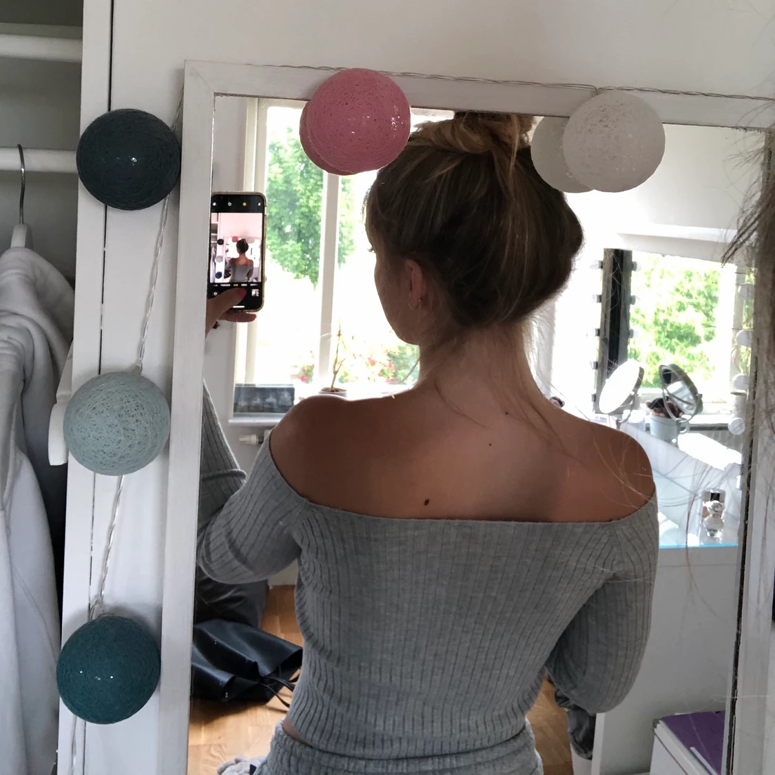 Grå tröja utan band  - 90