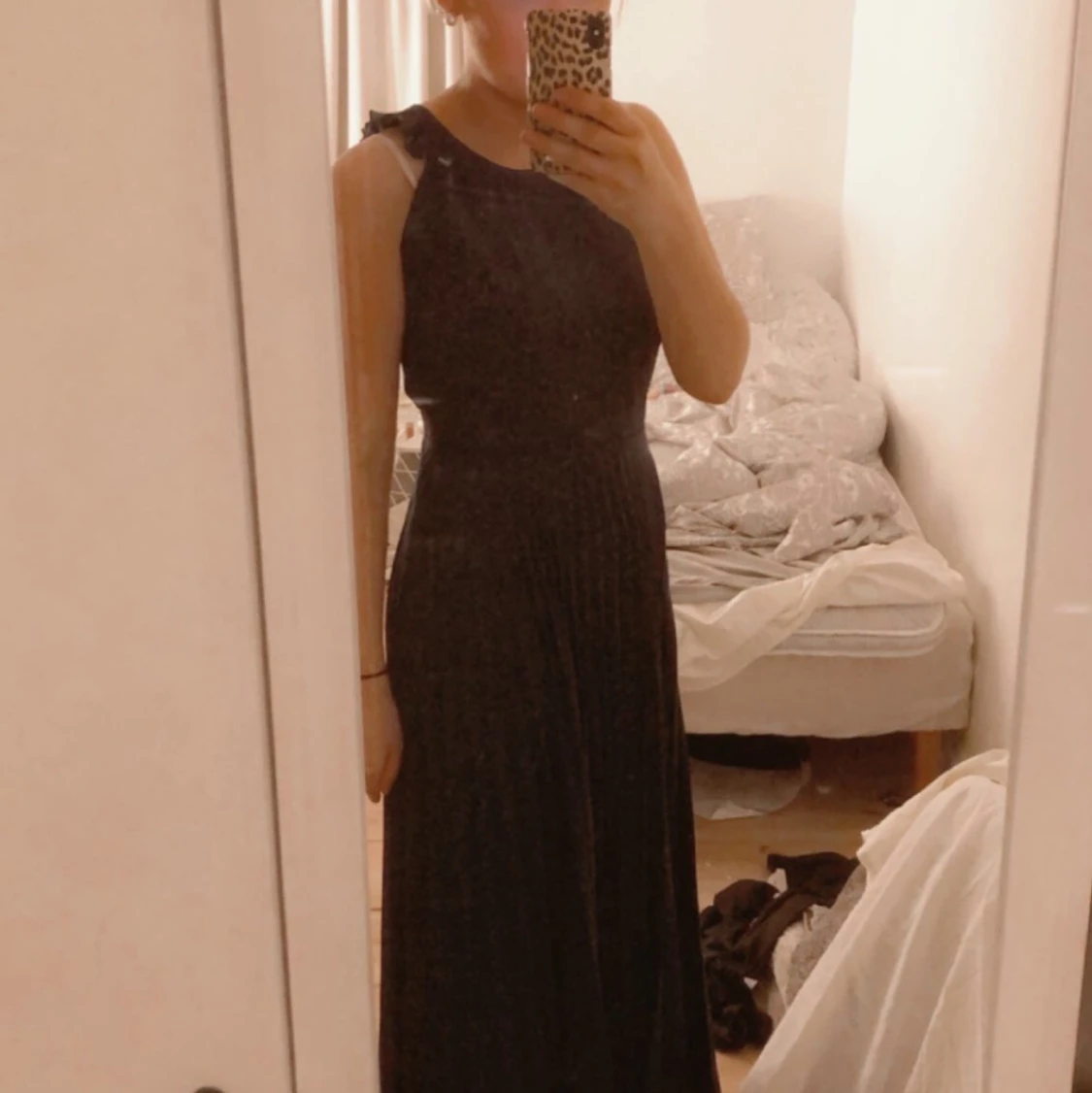 Bal klänningen NLY EVE