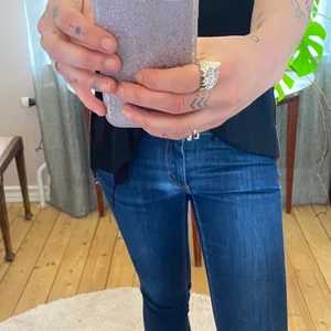 Acne Jeans Kex Soft Raw  - 28/34. Jätte fina! 