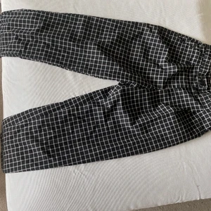 Monki  - Rutiga monki byxor, storlek 36/s