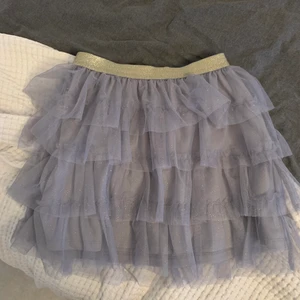 Volang kjol - Blå volang kjol , Skick 10/10 köparen står för frakt