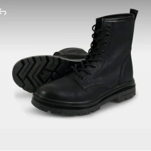 Wrangler Clash stövlar - Oanvända i stolek 38