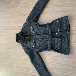 Jacka Barbour - Fodrad Barbour jacka i fint skick- storlek är XS men passar S också