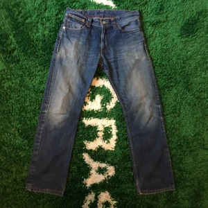 Levis jeans blue - Size: Waist 41,5 cm. Length 101 cm. Leg width 20 cm. Condition 7/10. 200 sek / 20 €. Buyer pays the shipping cost. For more information please go visit @xhibitshop on instagram.