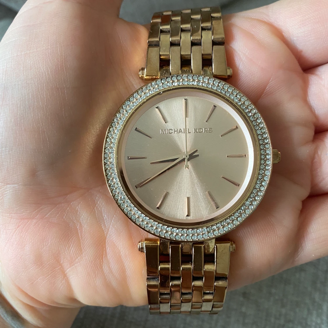 Michael kors klocka  - 90