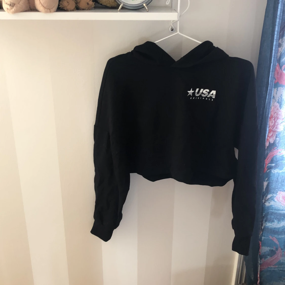 Cropped hoodie