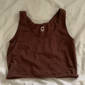 Brunt linne - Croppat brunt linne från Cubus i nyskick