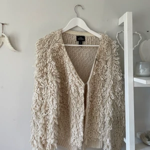 Beige kofta - Beige kofta från Nelly strl s bra skick