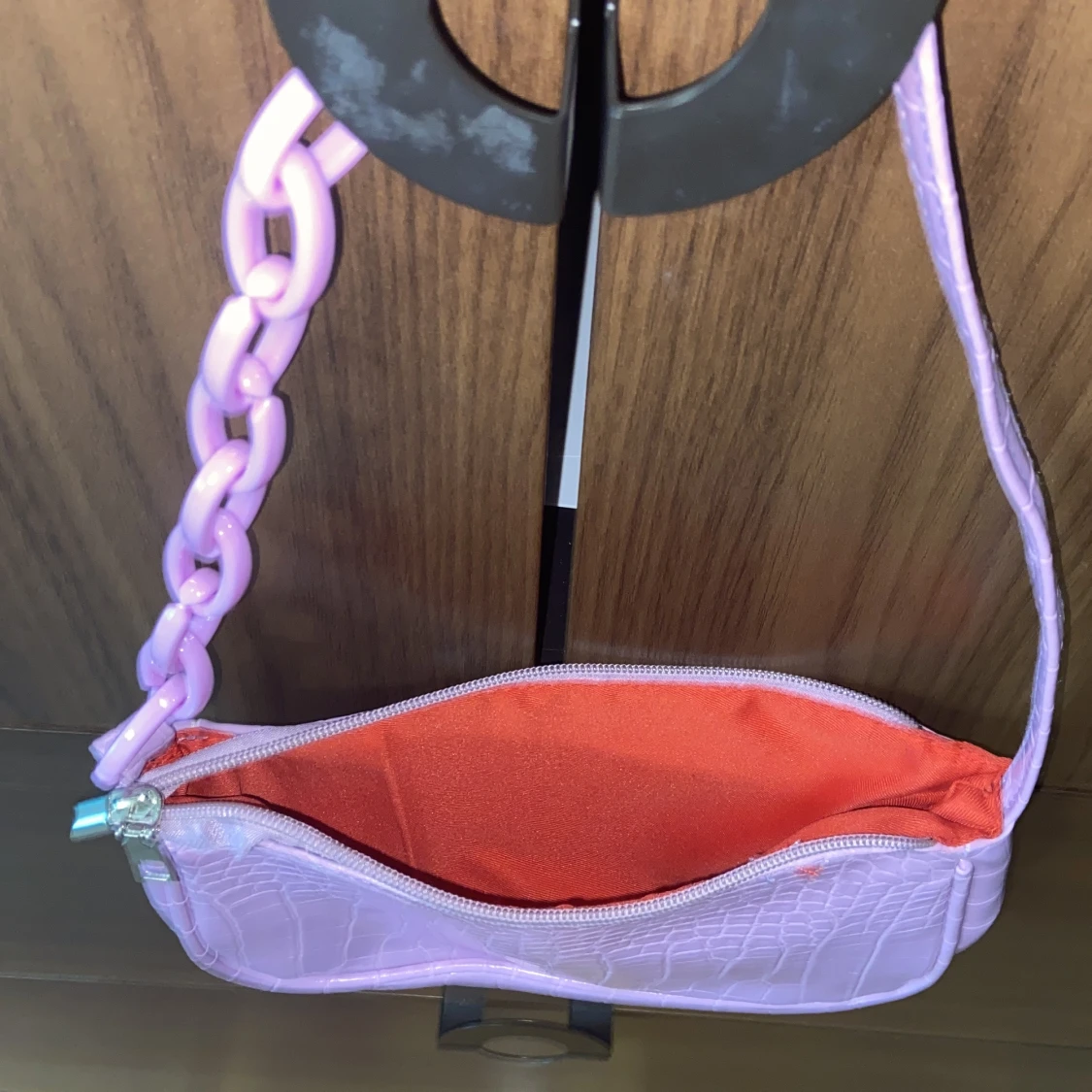 Lila axelväska  - 91