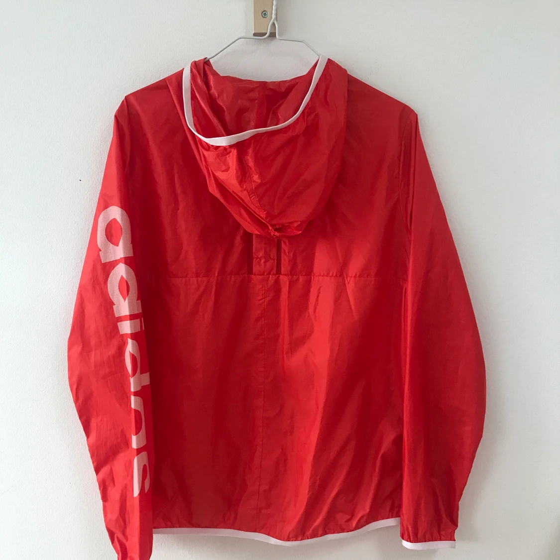 ADIDAS RÖD WINDBREAKER JACKA - 90