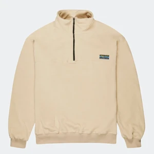 Fleece tröja - Säljer nu denna tröja. Använd få gånger. Köparen står för frakt💗