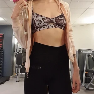 Sport bh - Sportbh använt skick. Storlek s 😀