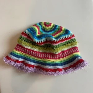 Handvirkad bob - Passar litet till normalt huvud