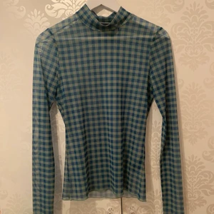 meshtopp weekday - superfint skick! sällan använd. köparen står för frakten :)