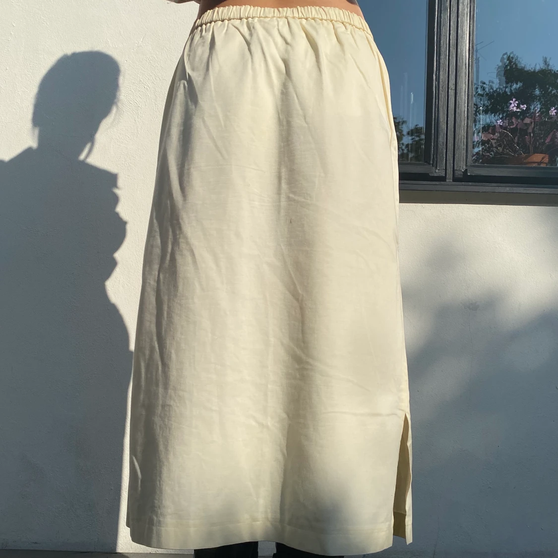 Sandfärgad kjol S/M - 91