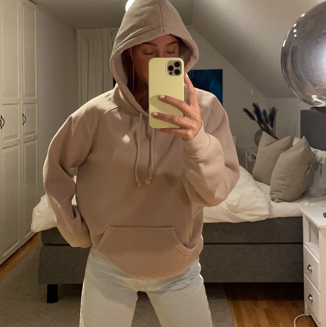 Hoodie från bikbok