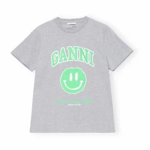 Ganni T-shirt - Säljer nu min favorit tshirt ifrån ganni!! I storlek xs💓 i super fint skick!
