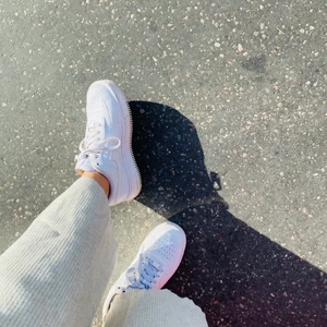 Nike Air force 39 - Säljes dessa superfina Nike Air force skor i storlek 39, så fina! Tyvärr för små för mig nu.. 