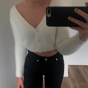 Kofta - Superfin och mjuk kofta! Knappt använd, köparen står för frakten 🤎